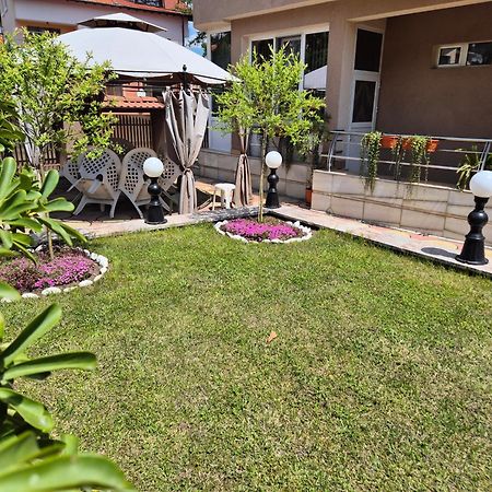 Приятелската къща Hotel Велинград Екстериор снимка