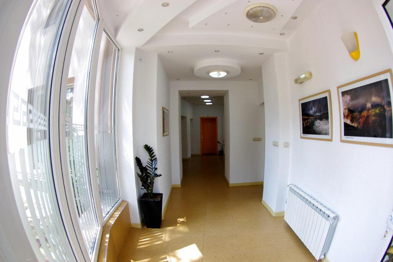 Приятелската къща Hotel Велинград Екстериор снимка