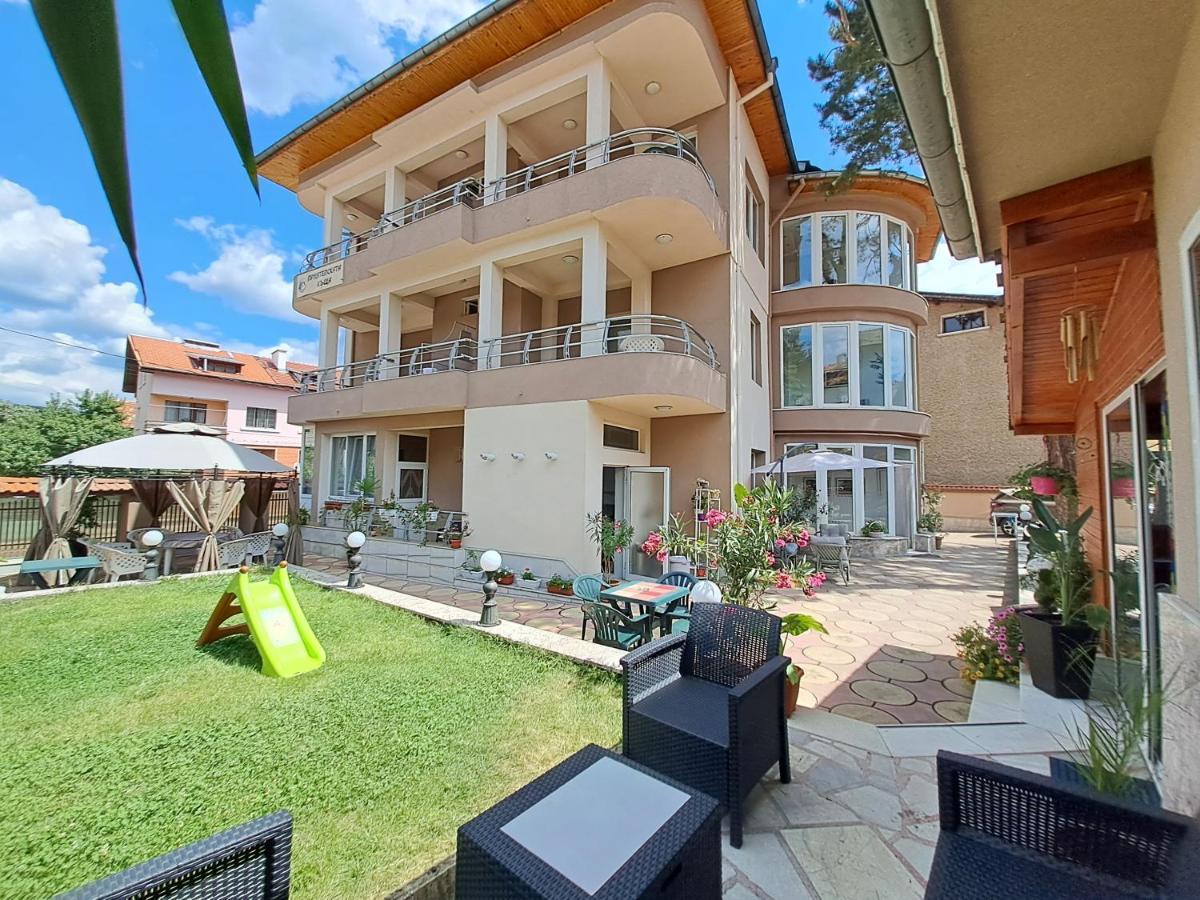 Приятелската къща Hotel Велинград Екстериор снимка