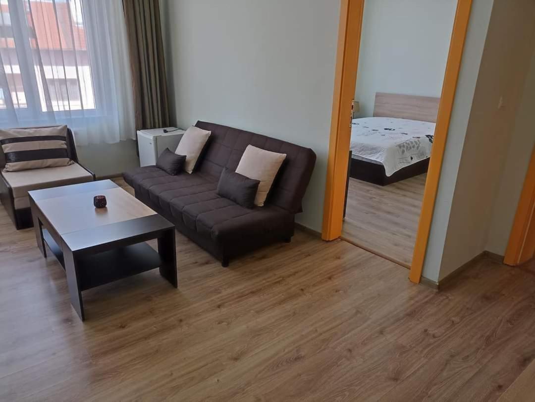 Приятелската къща Hotel Велинград Екстериор снимка