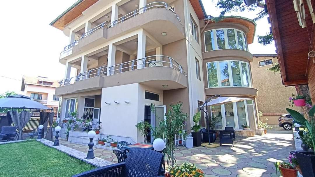 Приятелската къща Hotel Велинград Екстериор снимка
