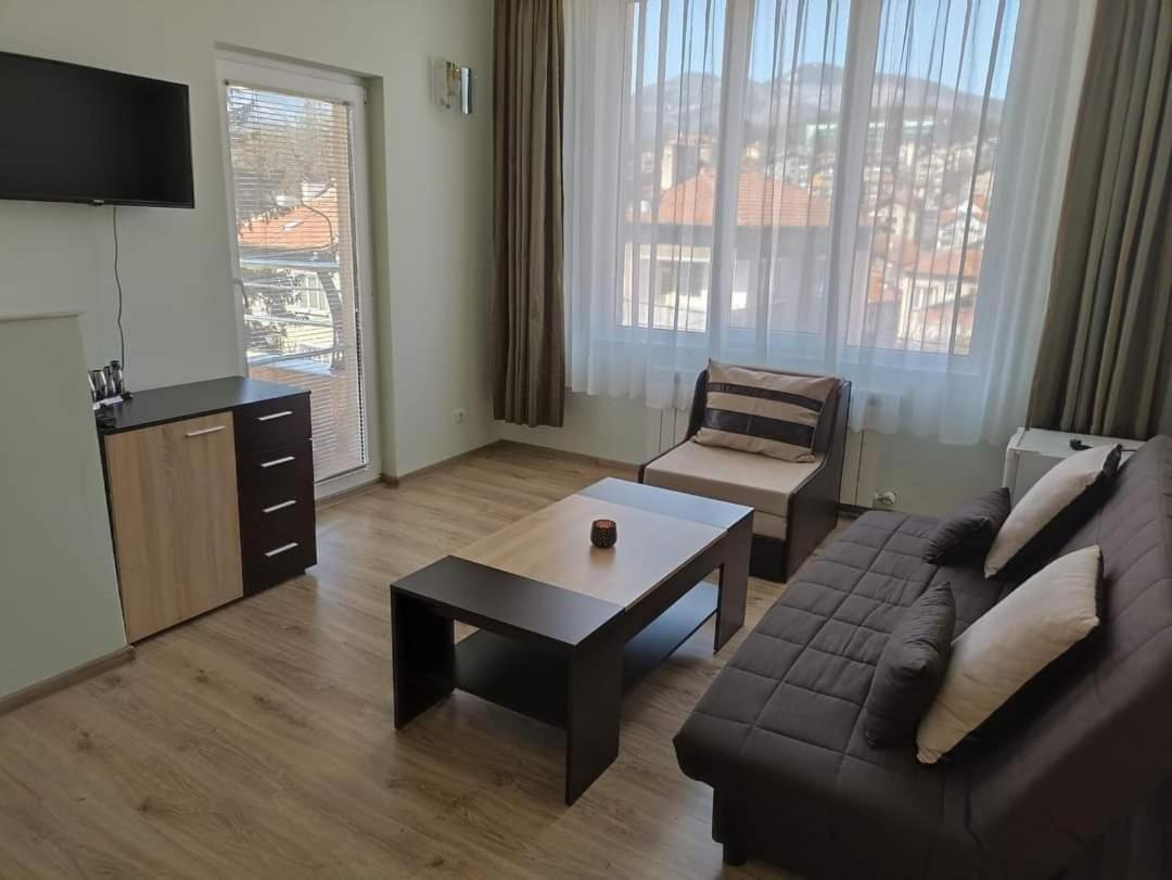 Приятелската къща Hotel Велинград Екстериор снимка