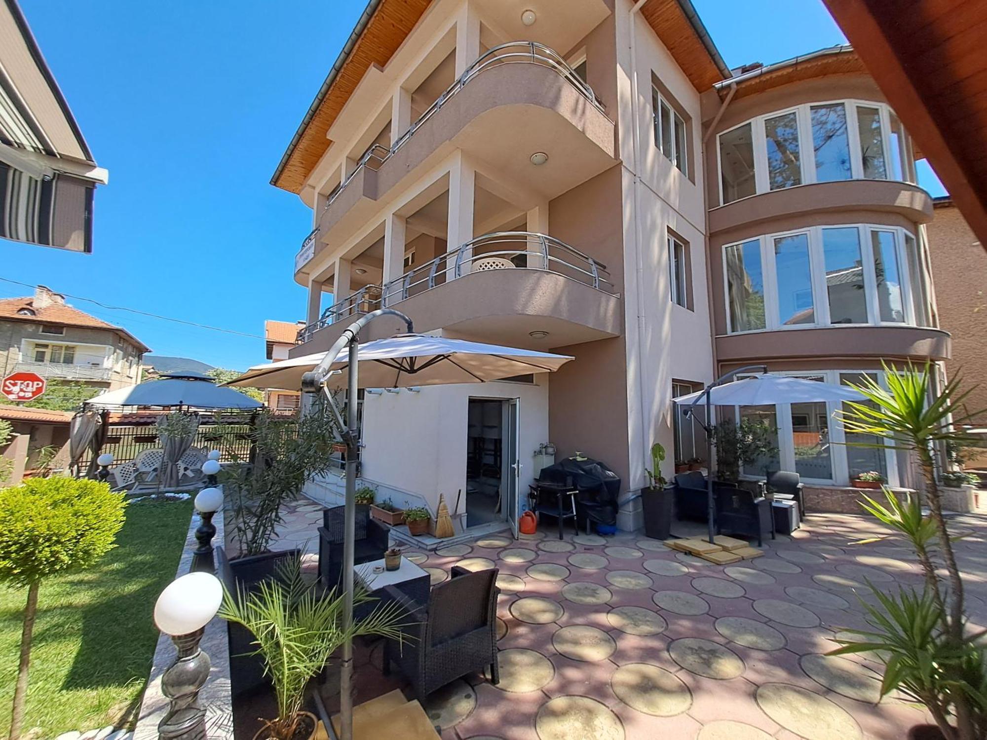 Приятелската къща Hotel Велинград Екстериор снимка