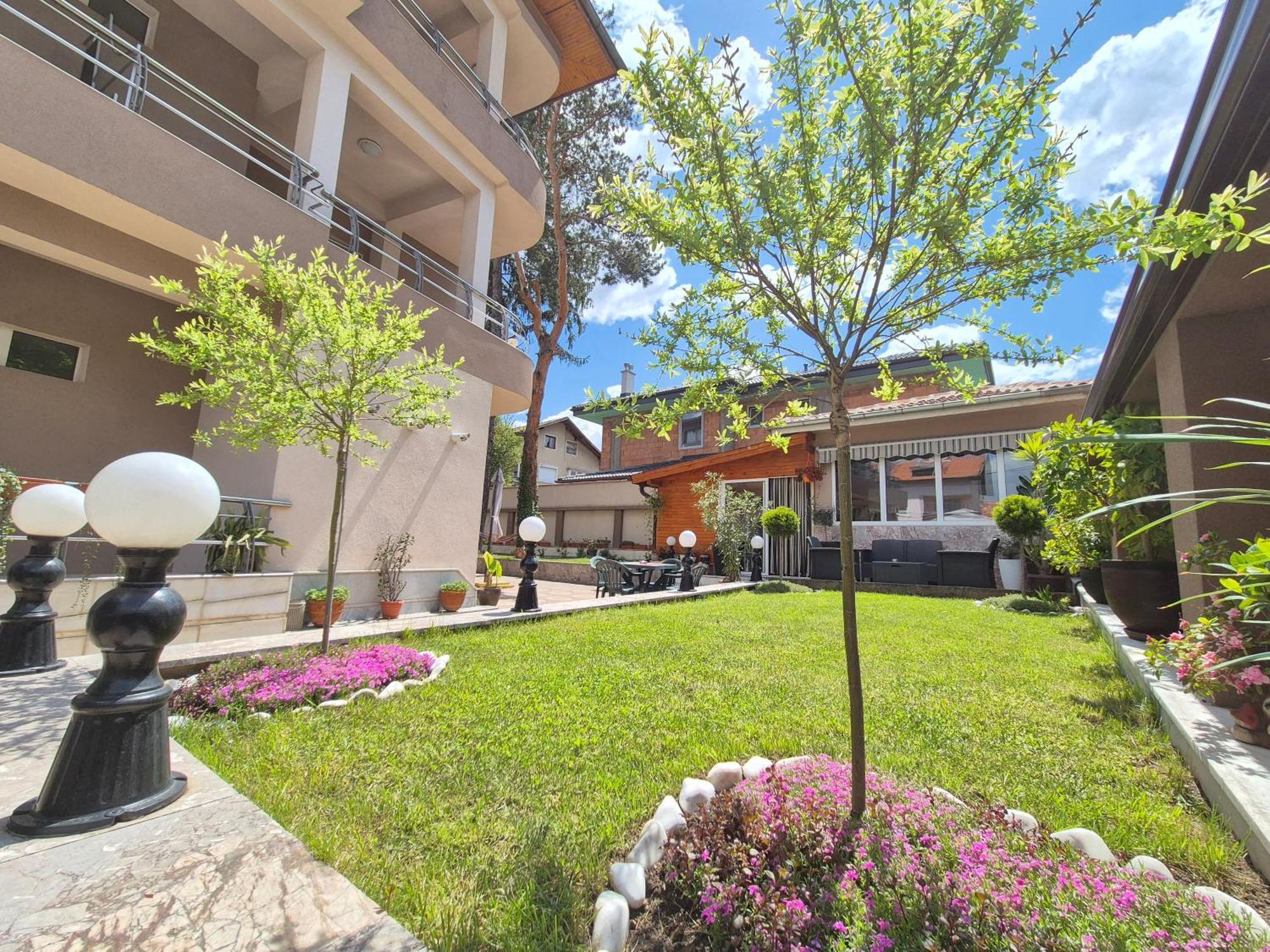 Приятелската къща Hotel Велинград Екстериор снимка